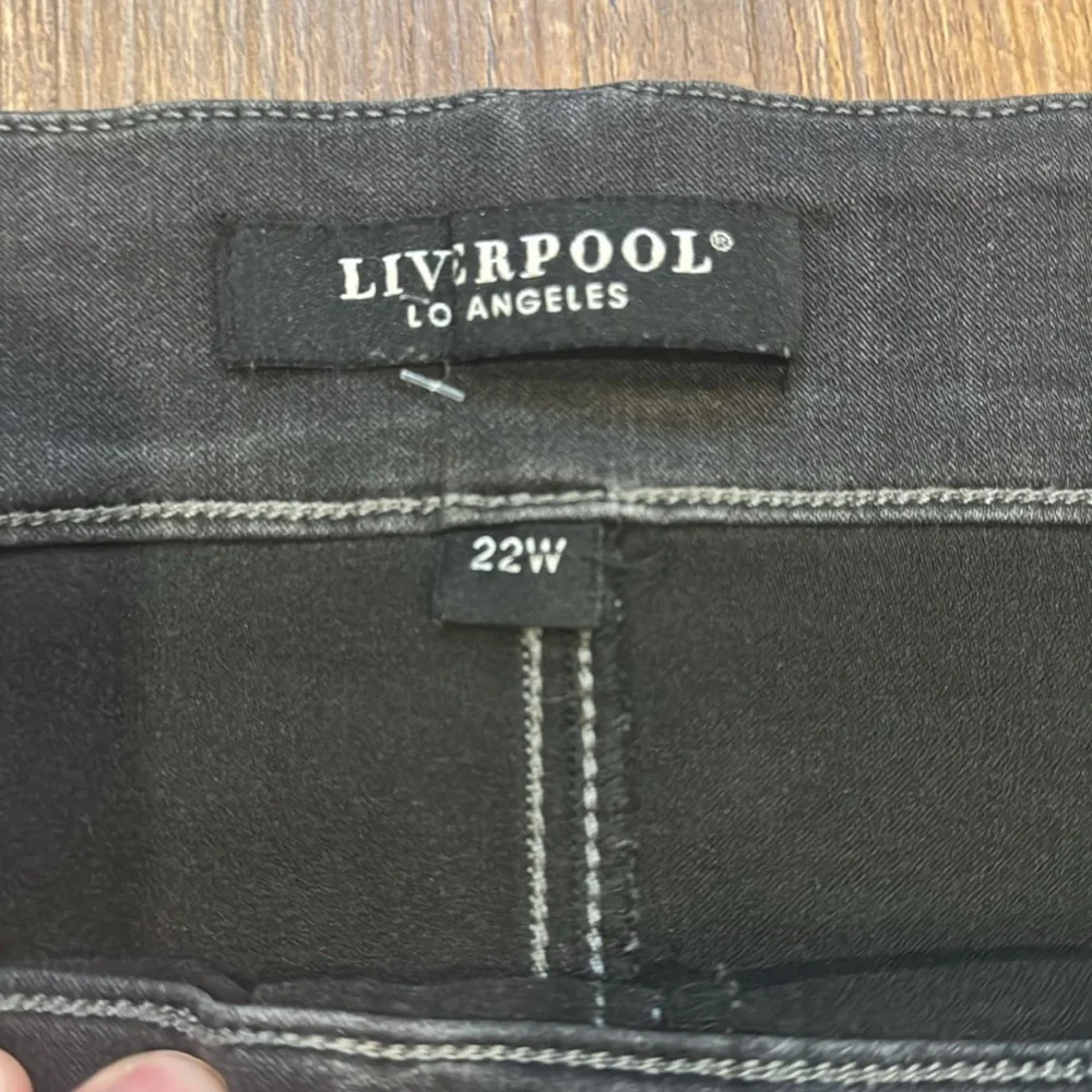 Liverpool Los Angeles Jean Skirt Size 22 Charcoal in color - Picture 2 of 3